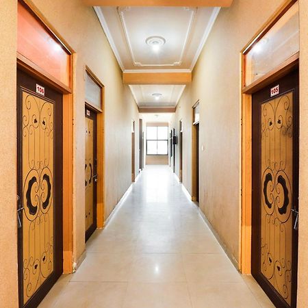 Spot On 68319 Hotel Nakhralo Rajasthan Resort Джайпур Екстериор снимка