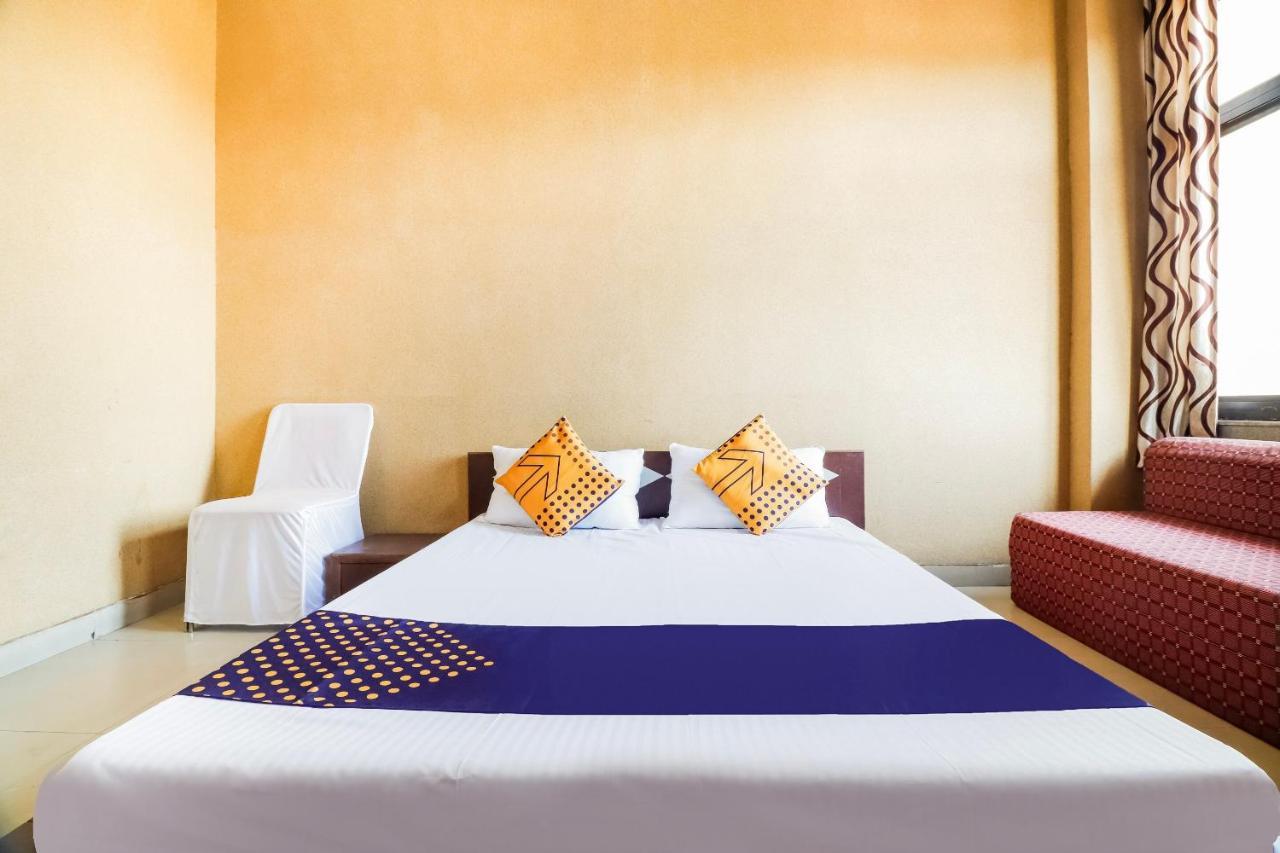 Spot On 68319 Hotel Nakhralo Rajasthan Resort Джайпур Екстериор снимка