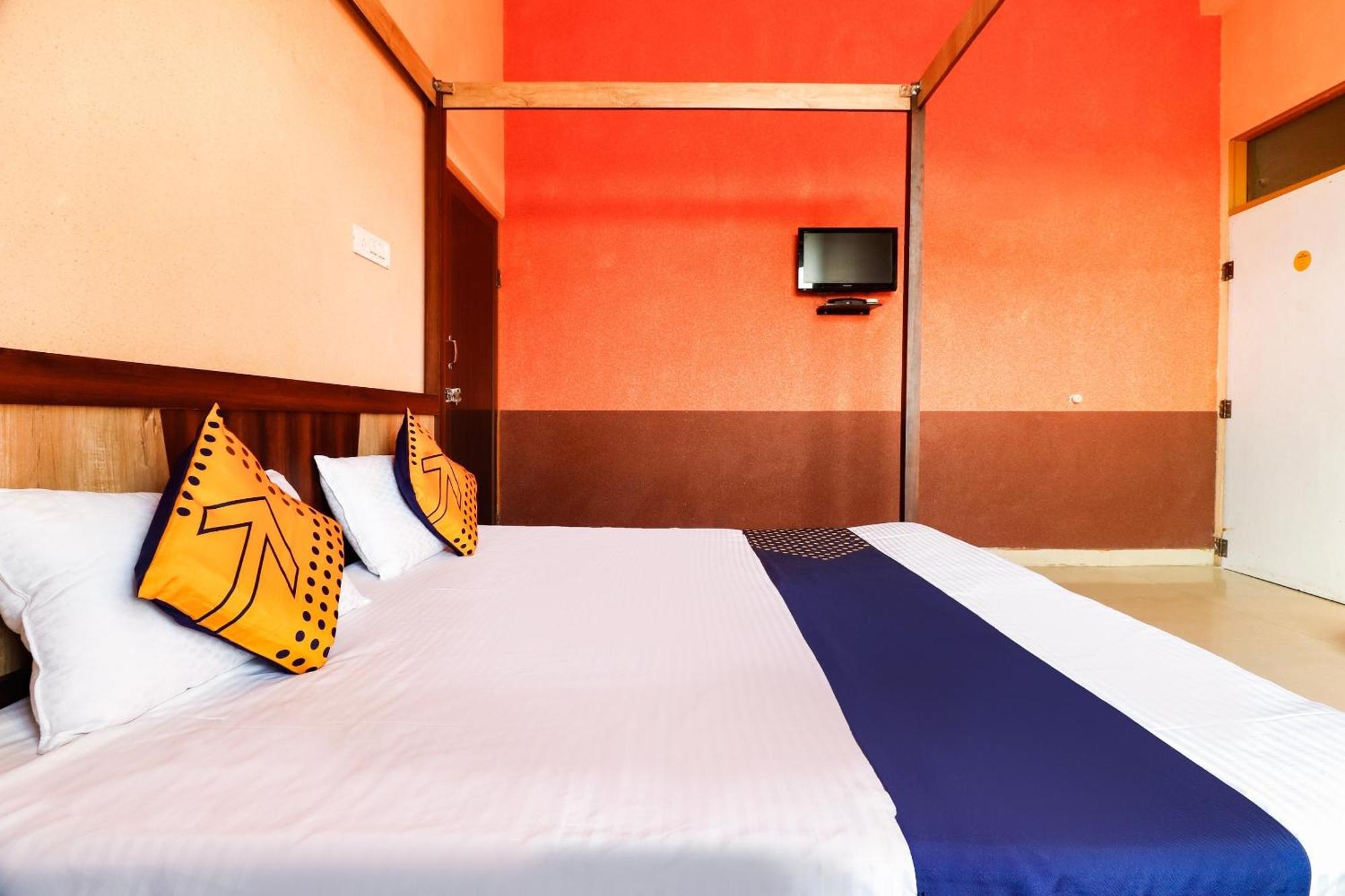 Spot On 68319 Hotel Nakhralo Rajasthan Resort Джайпур Екстериор снимка