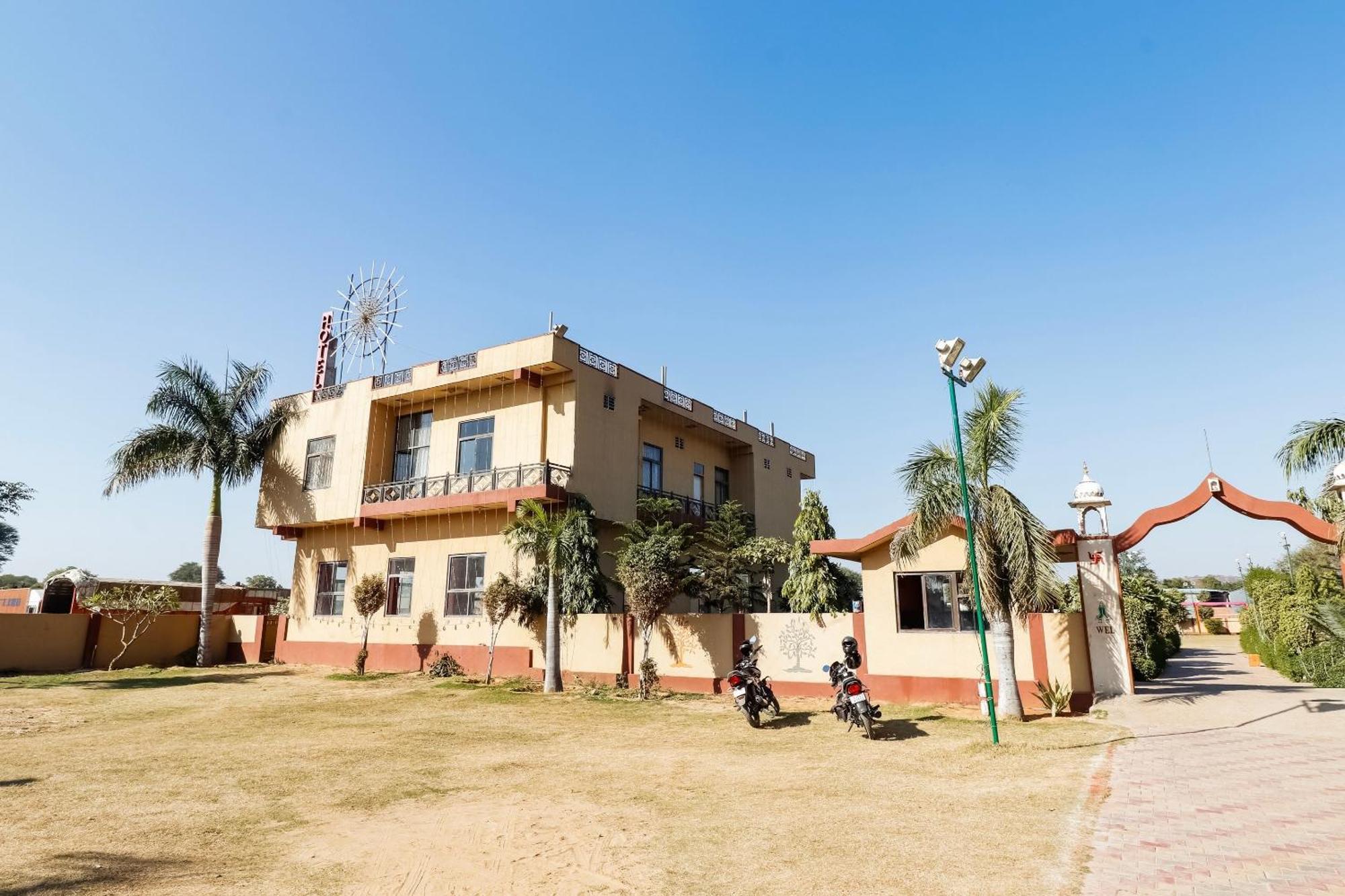 Spot On 68319 Hotel Nakhralo Rajasthan Resort Джайпур Екстериор снимка