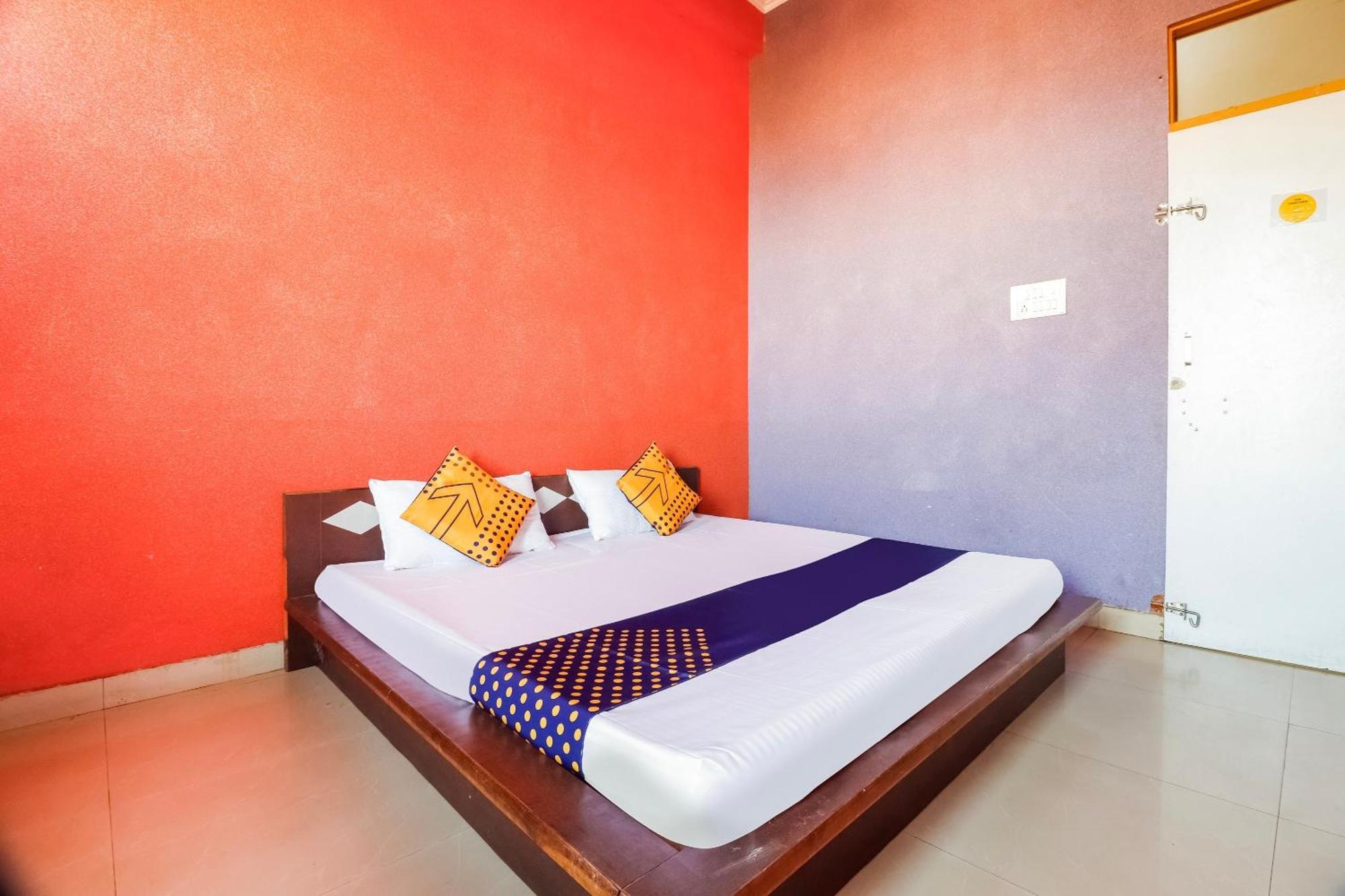 Spot On 68319 Hotel Nakhralo Rajasthan Resort Джайпур Екстериор снимка